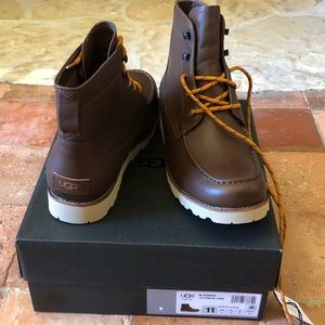 UGG NIB M agnar waterproof men’s boots size 11